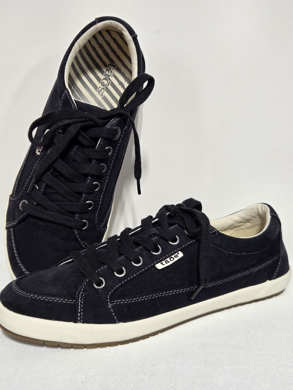TAOS Moc Star 2 Women's Black Canvas Sneaker Shoes Size-9